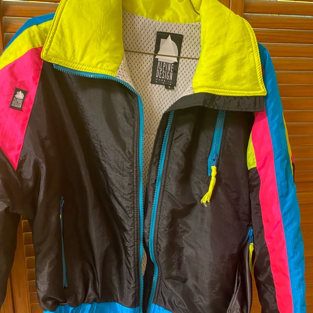 Vintage 80’s like snow ski jacket
